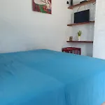 Sandy\'S Room 2