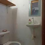 Sandy\'S Room 2