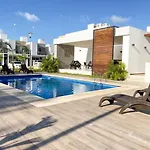 Elegante Y Preciosa Casa Con Excelente Ubicacion