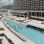 Ava Resort Cancun