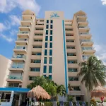 Amazing Oceanviews Beachfrt Condo Walk To Eat, Drink, Play