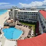 Condo Hotel Cancun Plaza