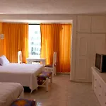 Sol Y Mar Condo