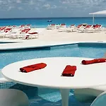 Cancun Bay Suite