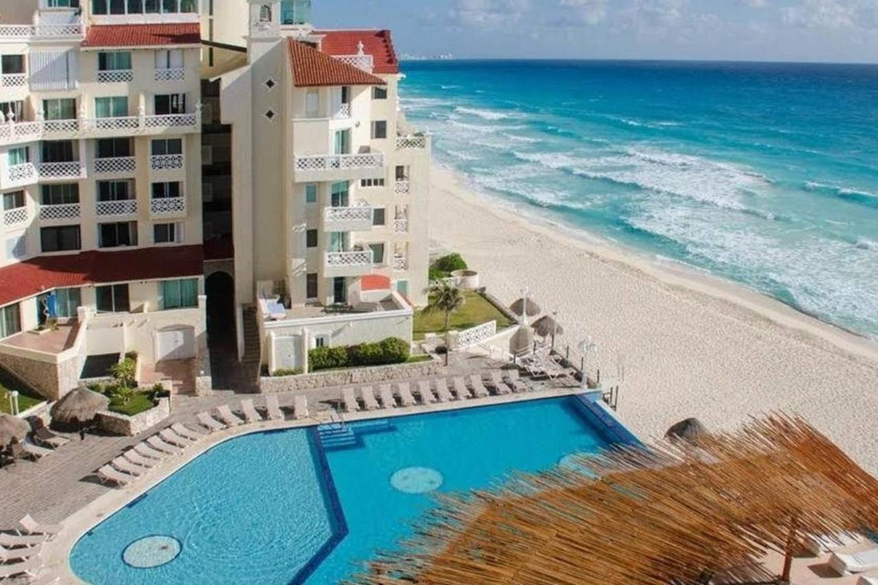 Beachfront With Kitchenette In The Zone! Apartahotel *
