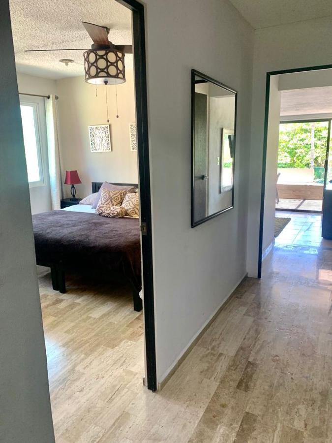 Luxury Condo 2 Bedroom *