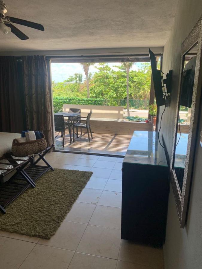 Luxury Condo 2 Bedroom *