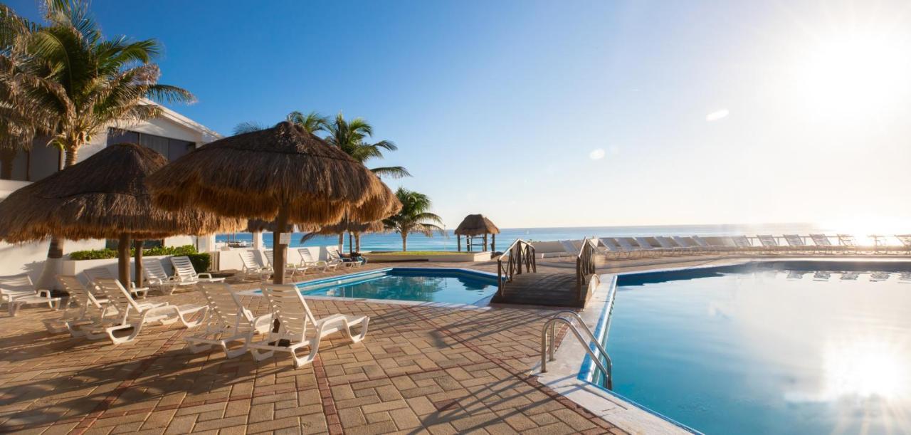 Apartahotel Rooftop Private Jacuzzi In Beach Front Penthouse Cancún