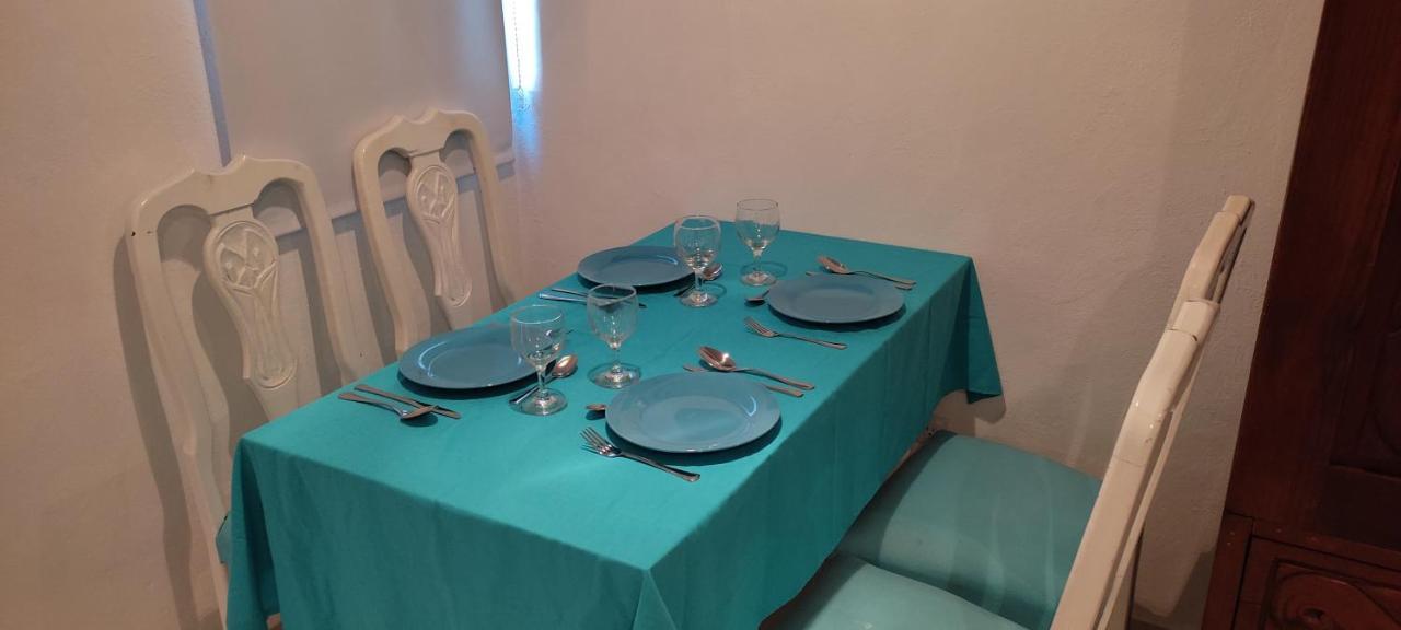 Caribbean Turquoise With Access To The Cancún