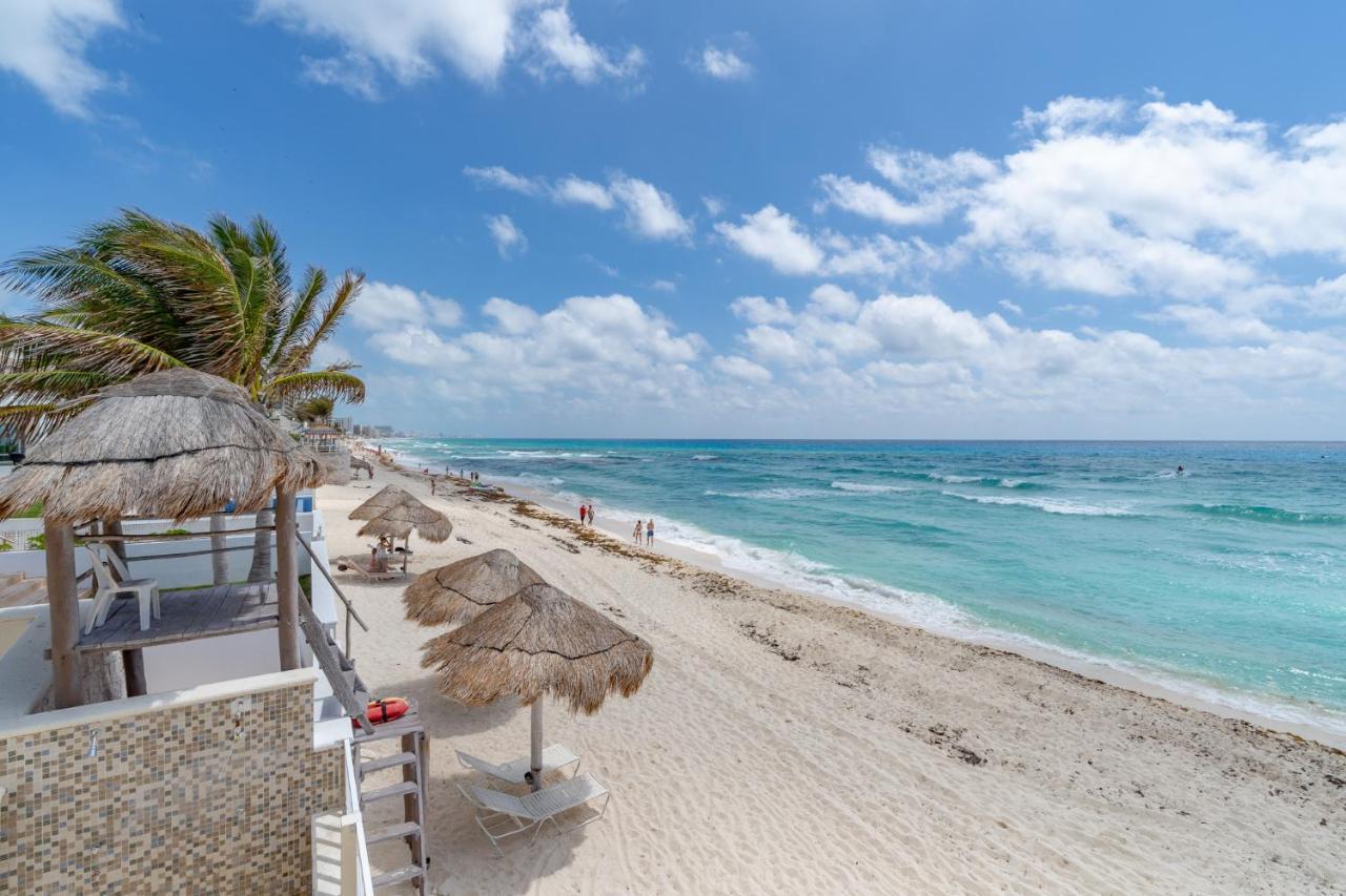 Ocean View Three Bedroom, Three Story Penthouse By The Aparthotel Cancun