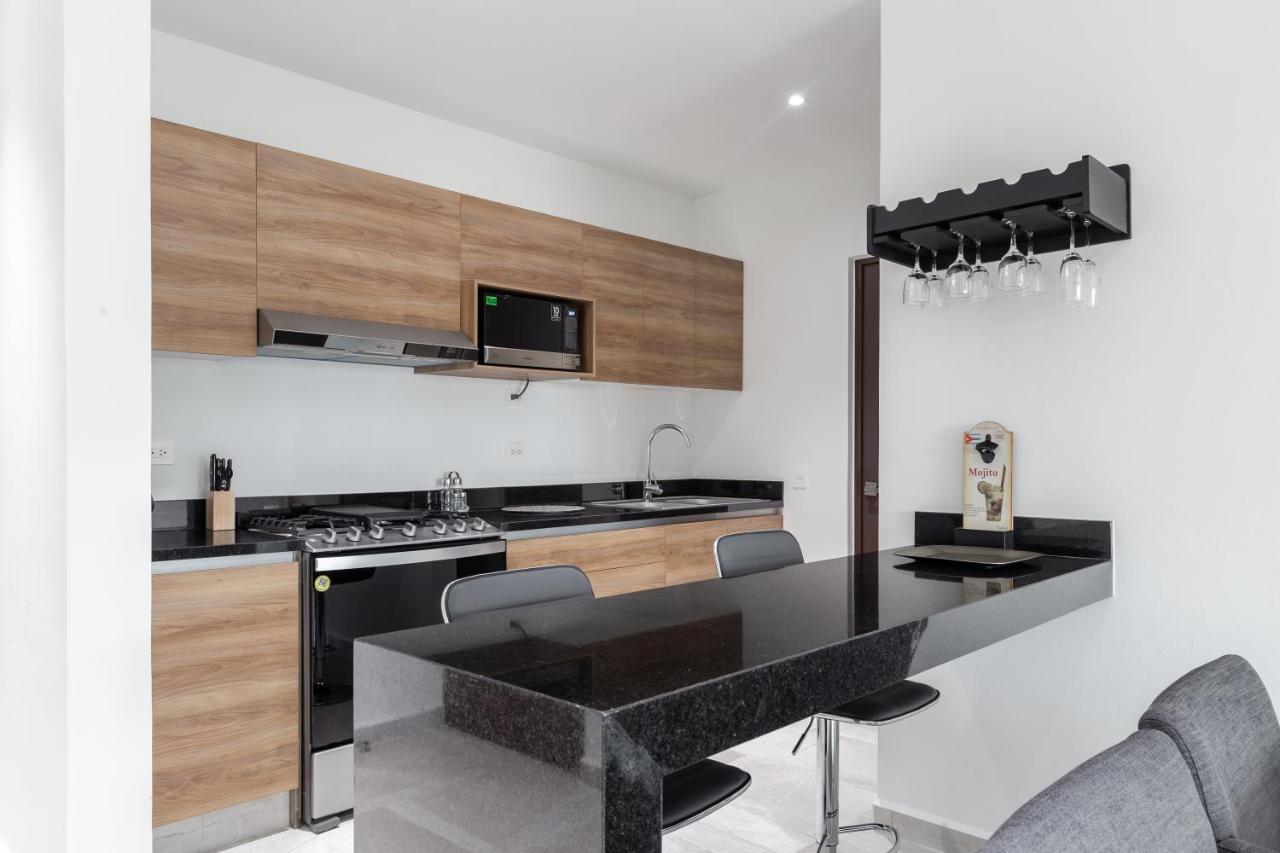 Apartamento Lovely 2 Bedroom - Pool & Balcony *
