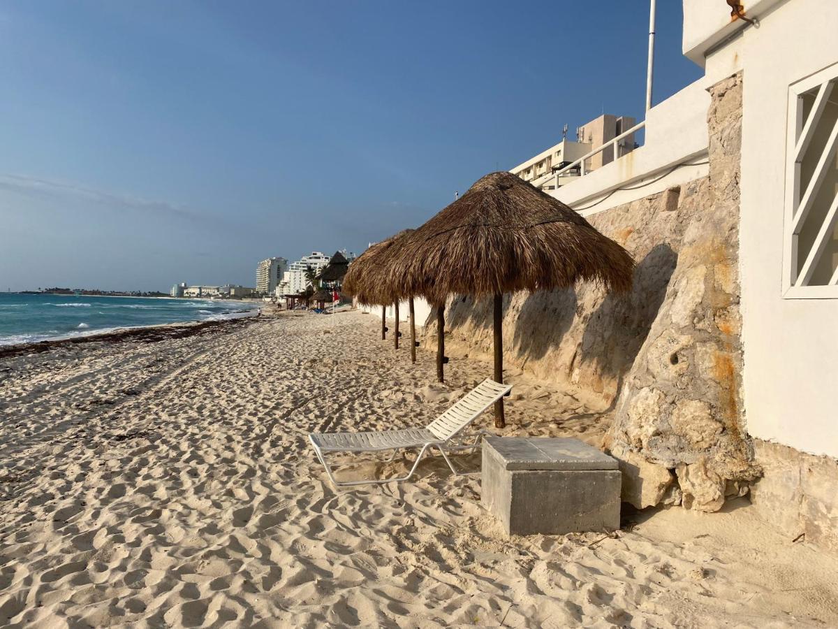 Aparthotel Ocean View Three Bedroom, Three Story Penthouse By The