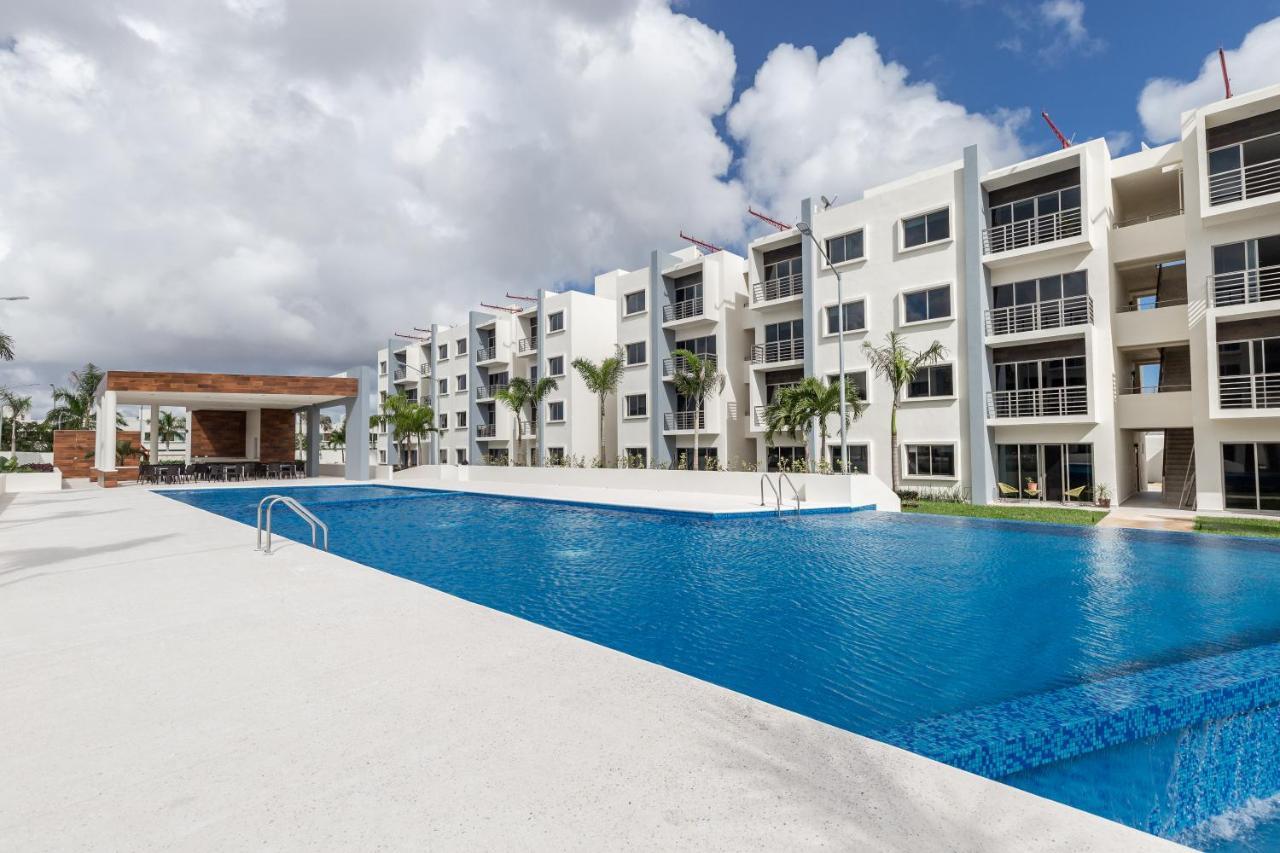 Lovely 2 Bedroom - Pool & Balcony Apartamento