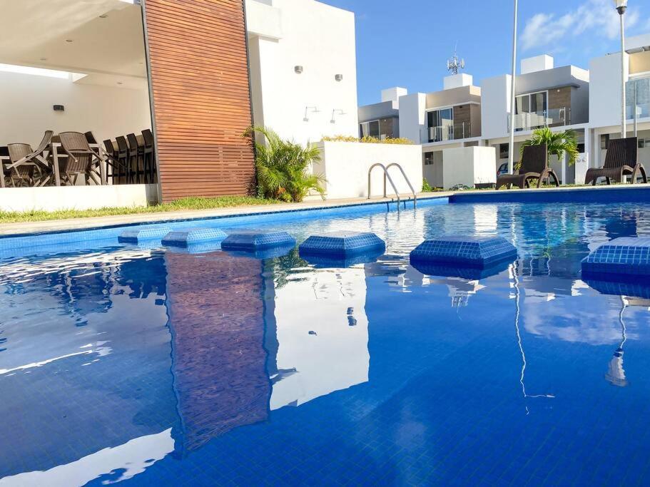 Holiday home 3br Beautiful House With Pool Close To The Beach! *