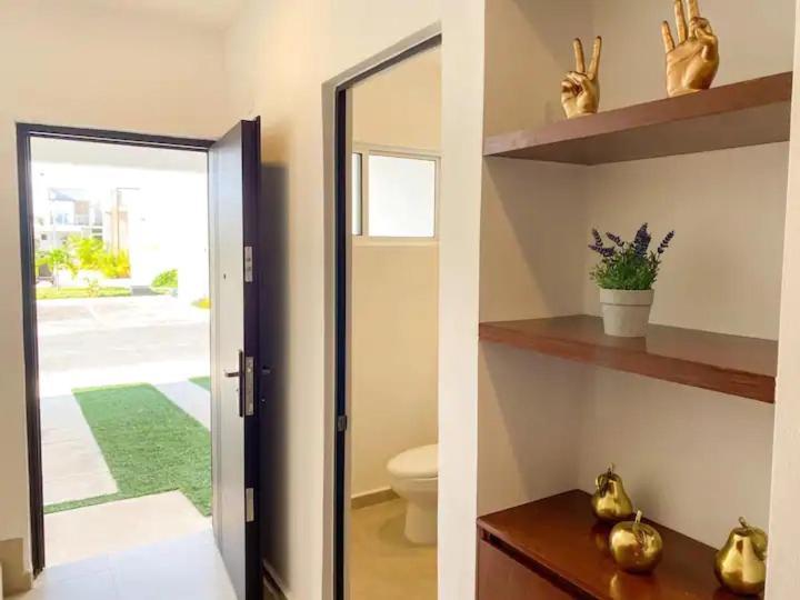 Elegante Y Preciosa Casa Con Excelente Ubicacion * Cancún