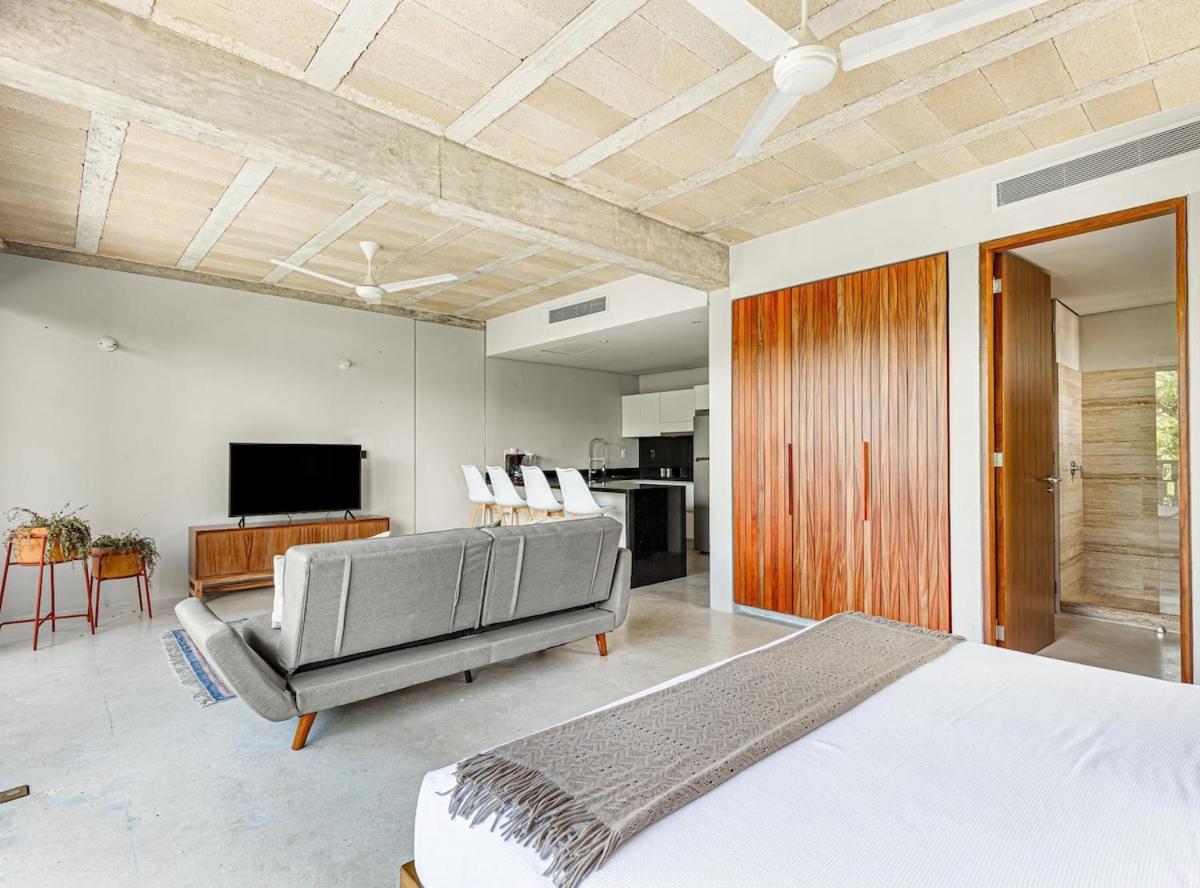 Spacious Large Loft With Pool Cancún