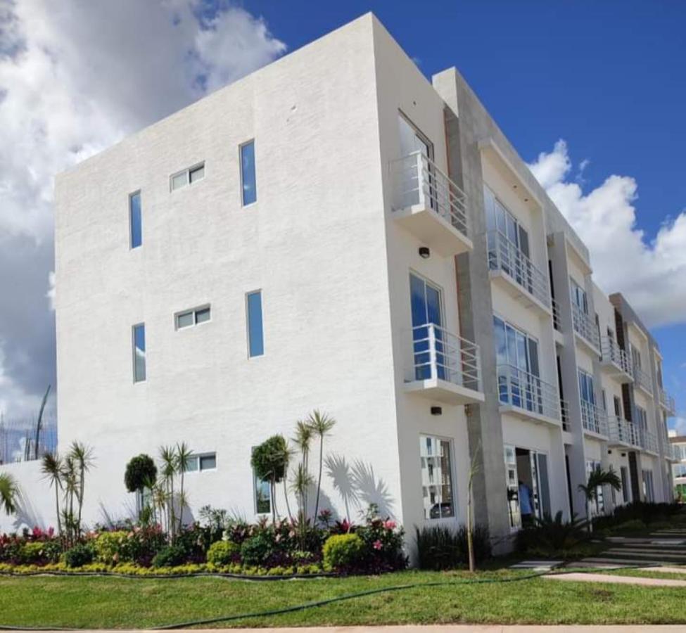 Apartamento Departamento Familiar En Poligono Sur, A 25 Min De Las Playas Y 5 Min Del Santuario Desatadora De Nudos *