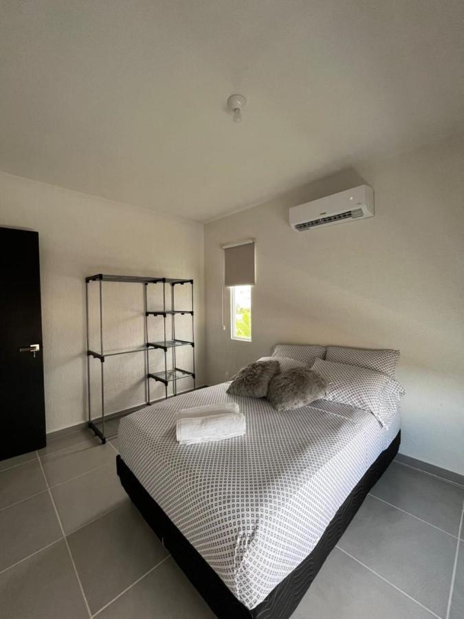 Departamento Familiar En Poligono Sur, A 25 Min De Las Playas Y 5 Min Del Santuario Desatadora De Nudos Apartamento