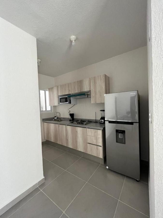 Apartamento Departamento Familiar En Poligono Sur, A 25 Min De Las Playas Y 5 Min Del Santuario Desatadora De Nudos *