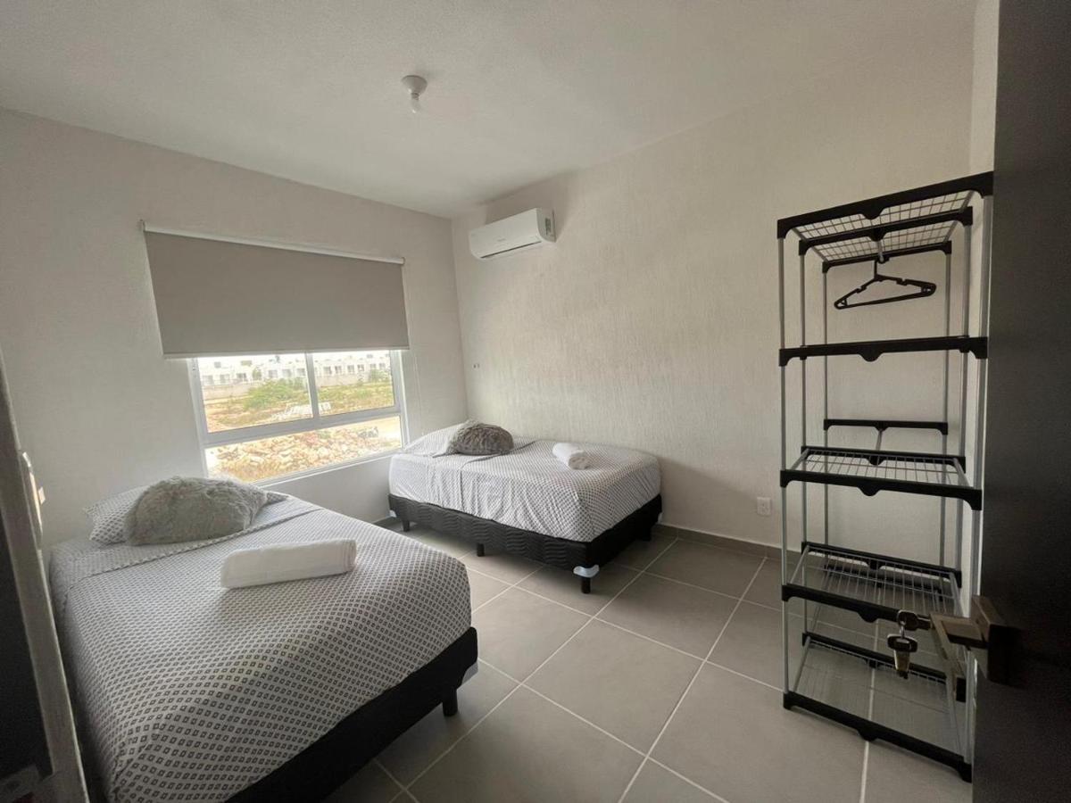 Apartamento Departamento Familiar En Poligono Sur, A 25 Min De Las Playas Y 5 Min Del Santuario Desatadora De Nudos