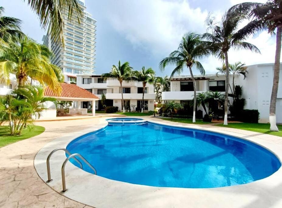 Espacioso Departamento En * Cancún