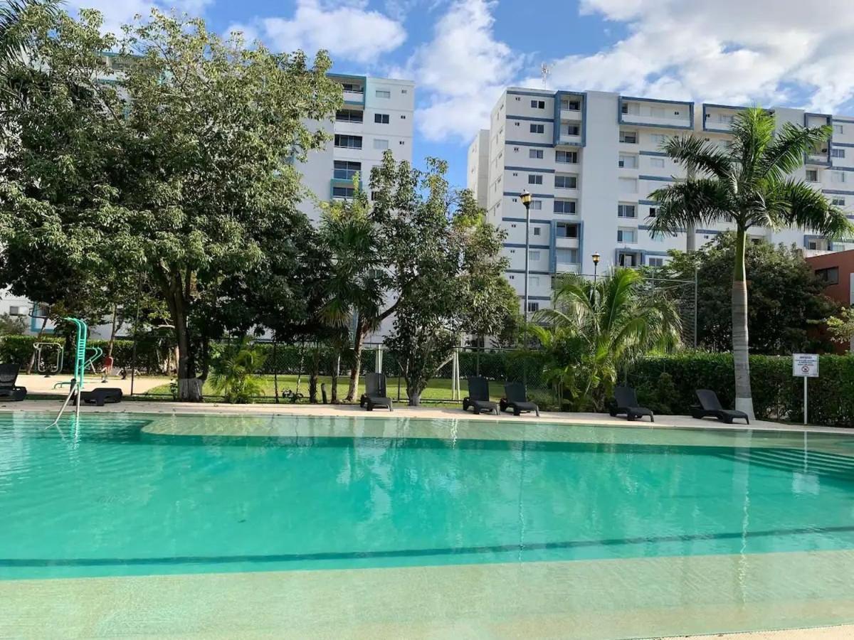 Exclusive Building 6 People 3 Cable Televisions 2 Swimming Pools Balcony, * Cancun