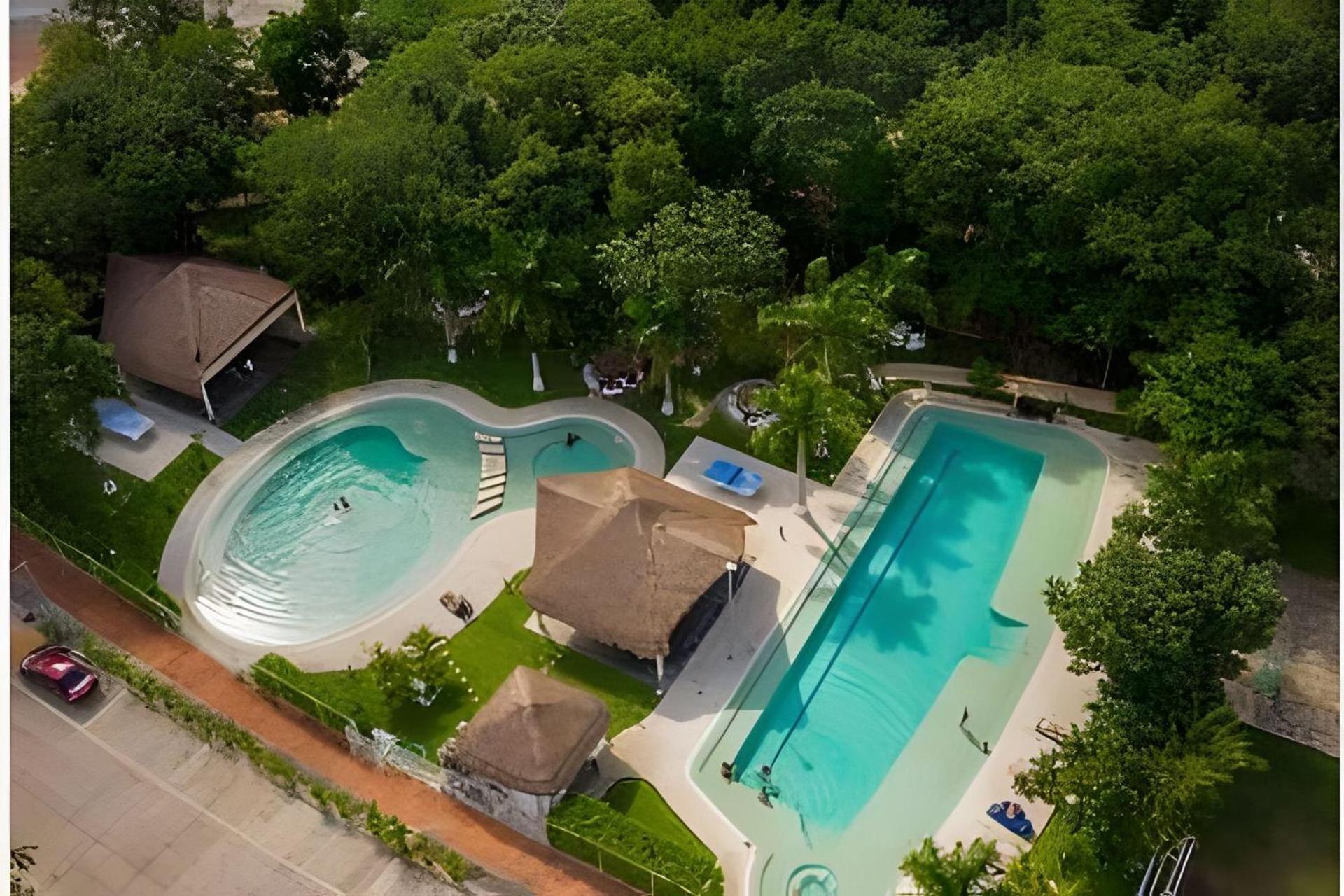 Holiday home Exclusive Building 6 People 3 Cable Televisions 2 Swimming Pools Balcony,