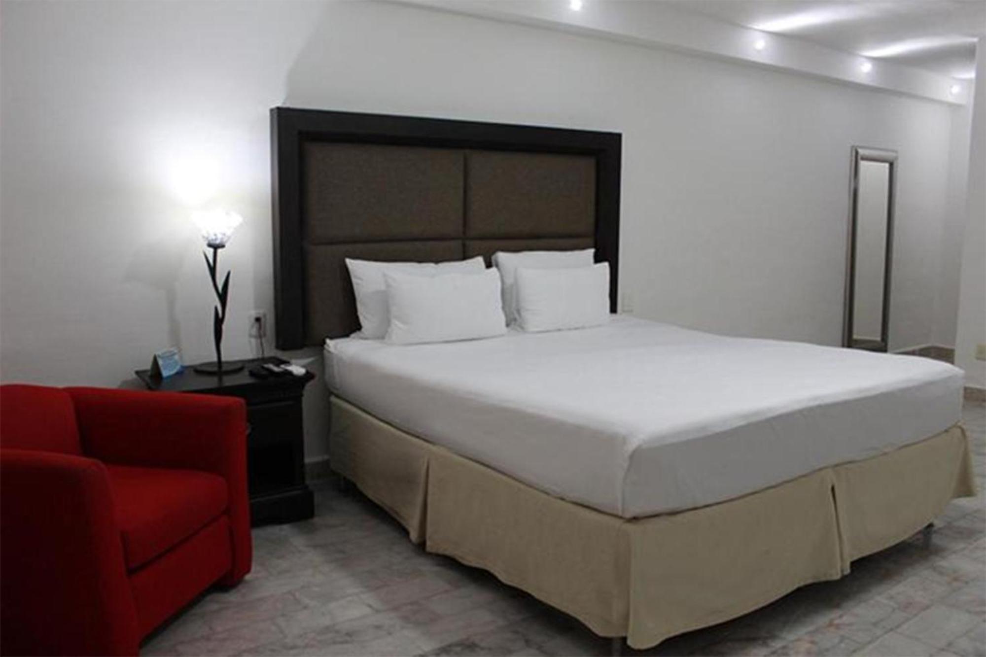 Sunlight Hotel