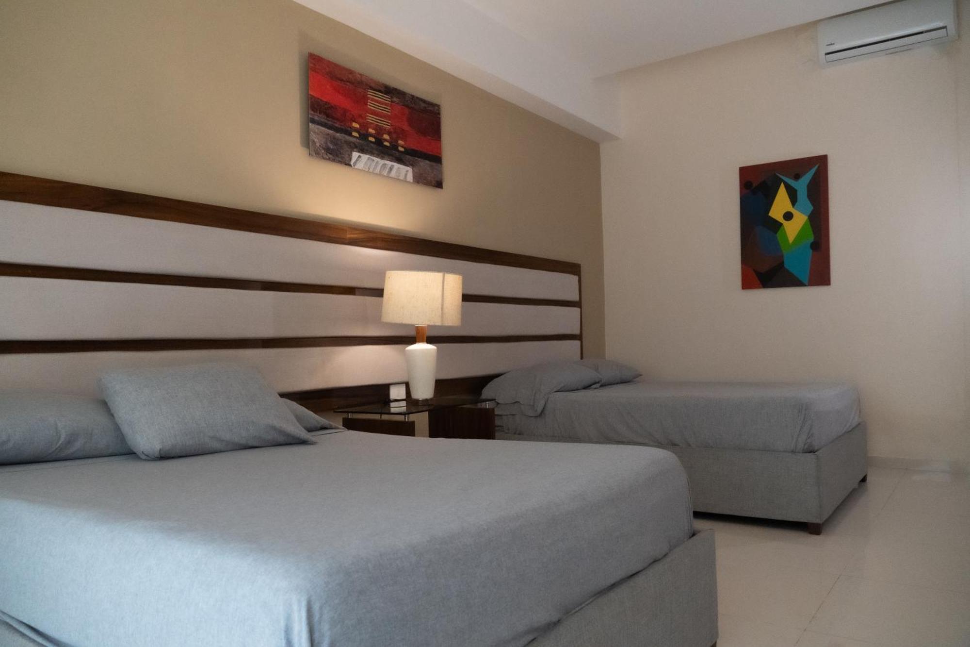 Infinity Doble 102 Apartahotel *
