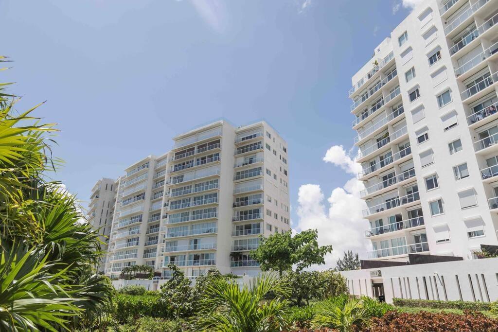 Apartamento Marina Beachfront 2 Bdr By Casa Paraiso