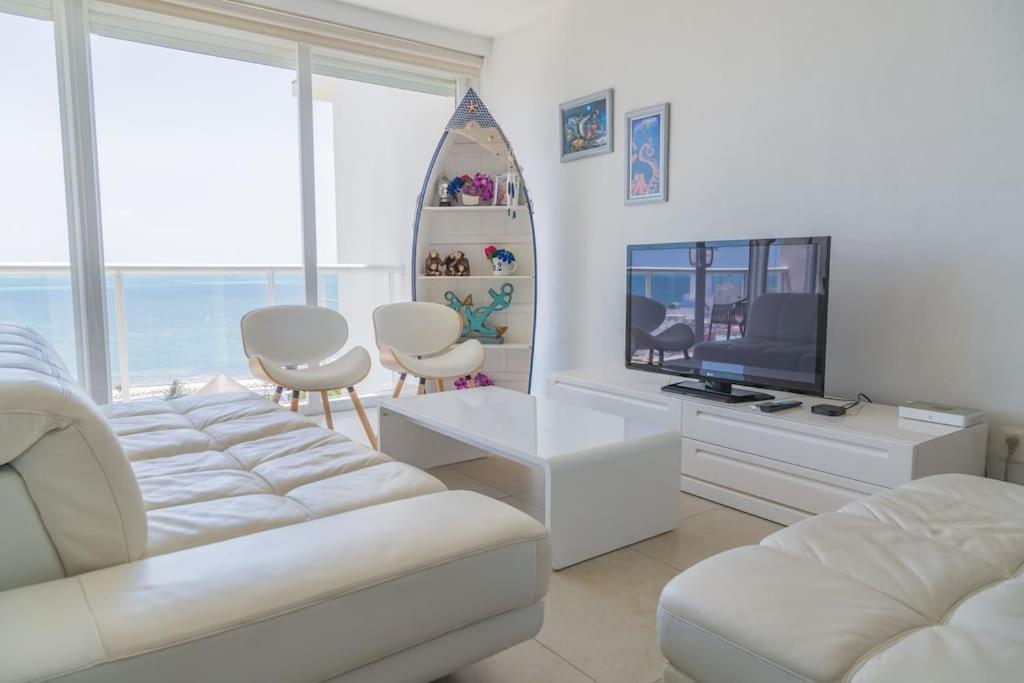 Apartamento Marina Beachfront 2 Bdr By Casa Paraiso Cancún