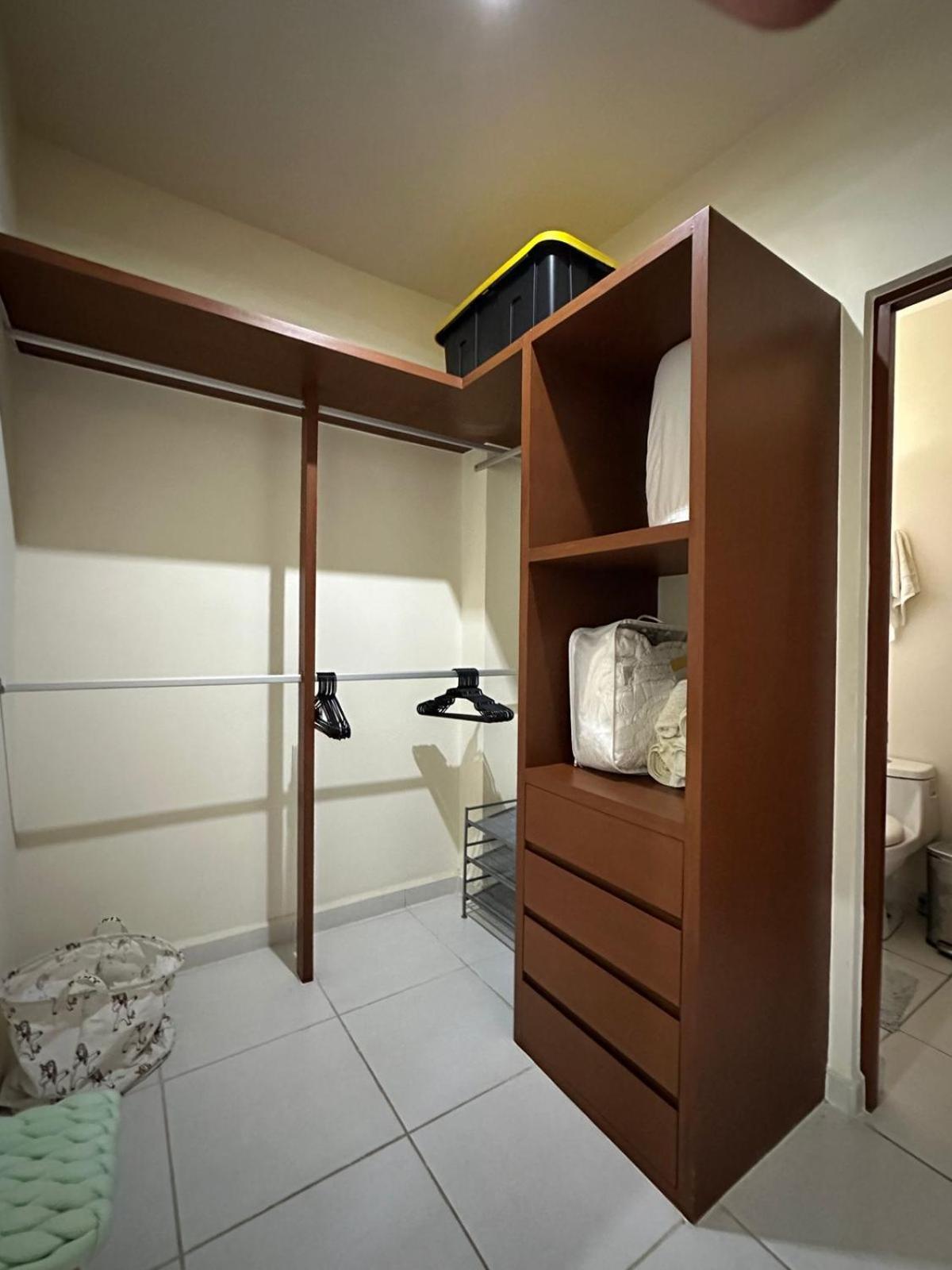 Hermoso Departamento Con Alberca Y Seguridad Cancún
