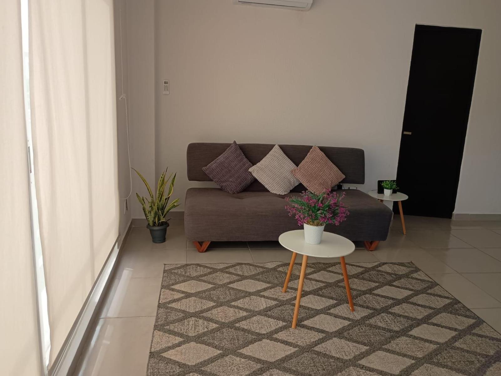 Apartamento Departamento Familiar En Poligono Sur, A 25 Min De Las Playas Y 5 Min Del Santuario Desatadora De Nudos *