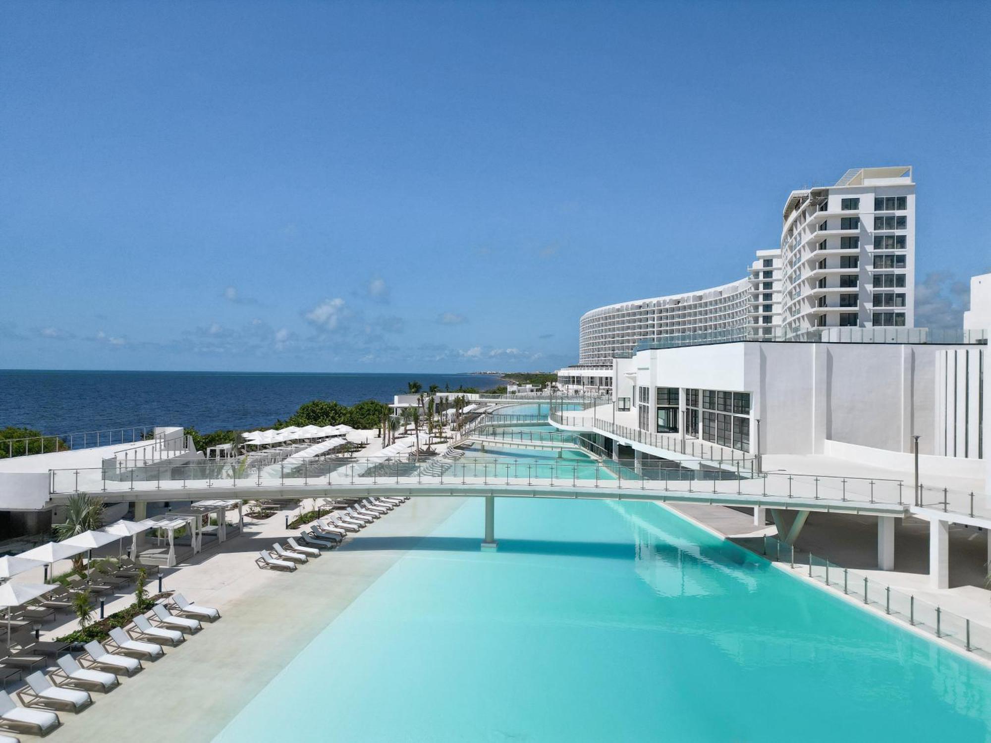 Resort Ava 5*