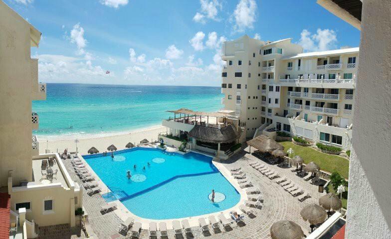 Plaza Apartahotel 3*