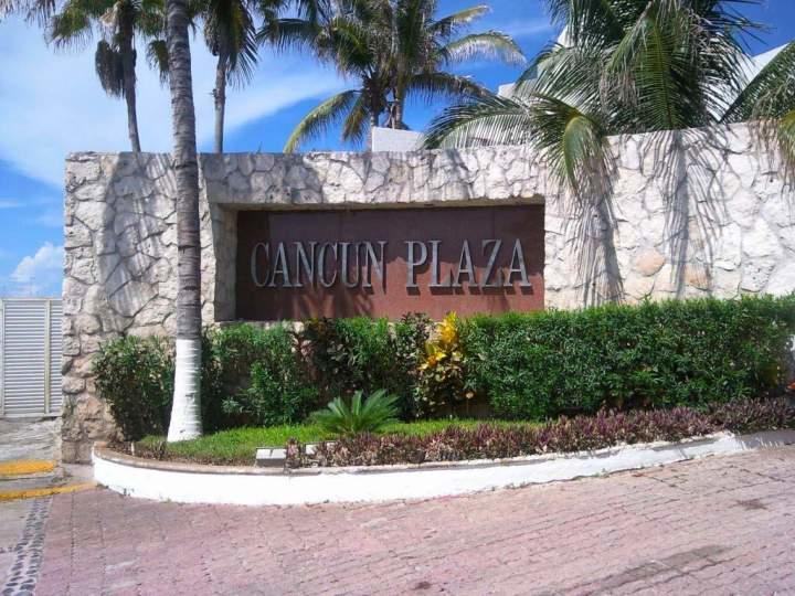 Apartahotel Plaza 3*