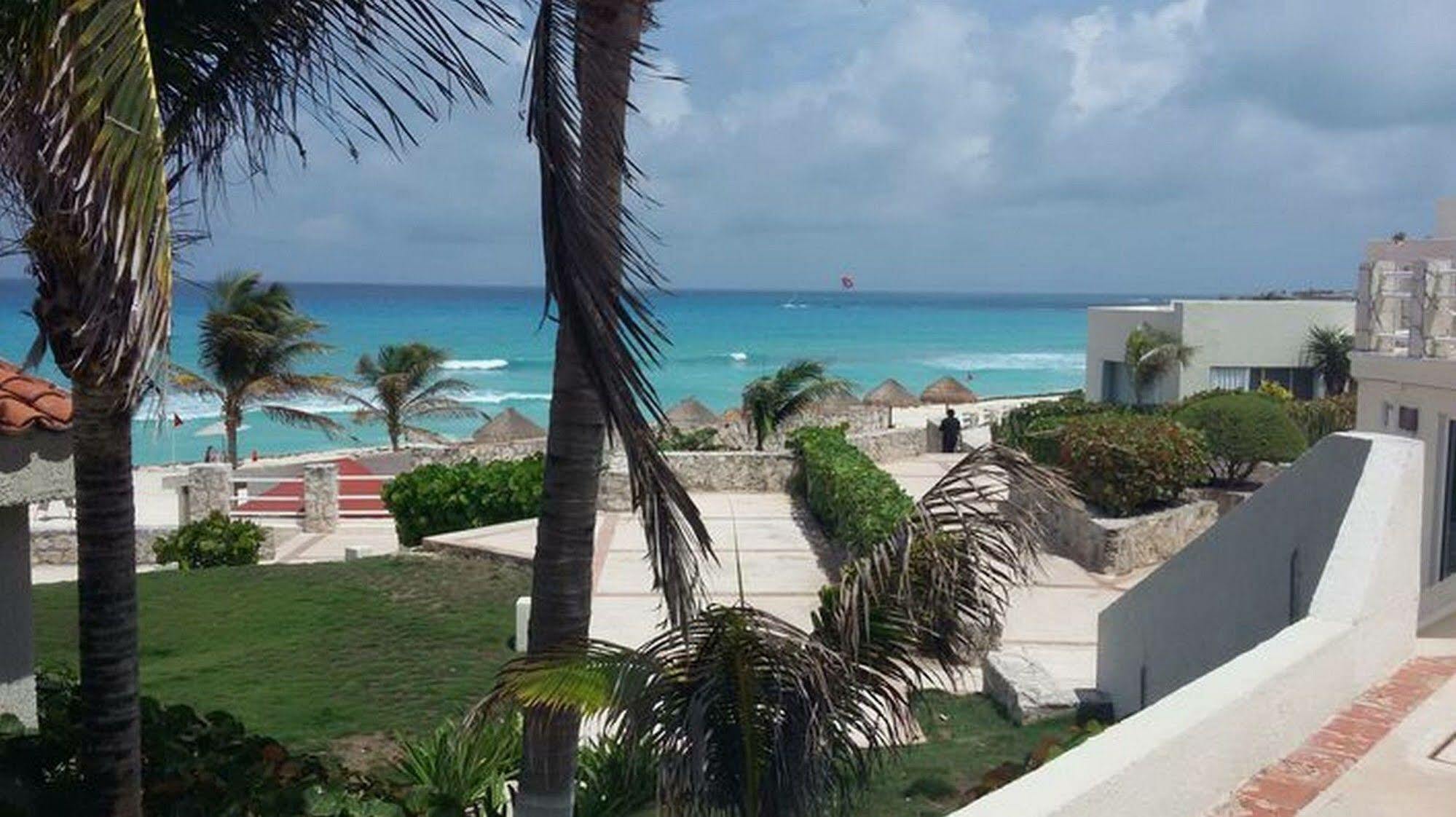 Sol Y Mar