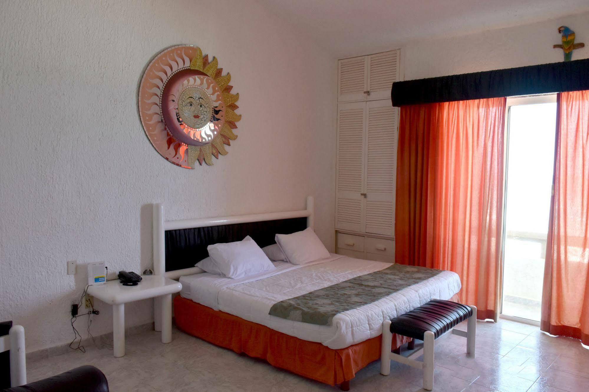 Sol Y Mar Hotel Cancún