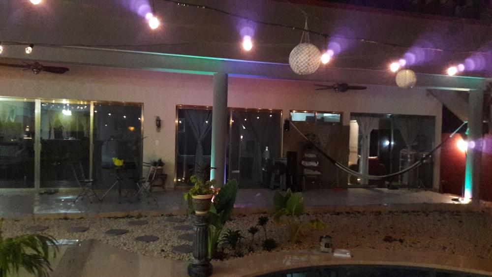 Oasis Airport Hotel Cancún