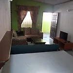 Casa Riker