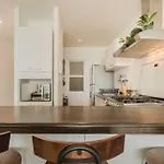 ☆Blue Nest- Beachfront Apartment By Casa Paraiso☆