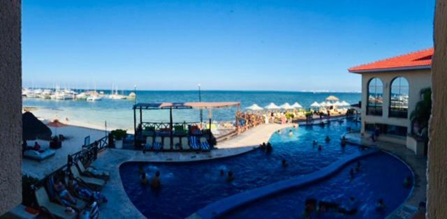 Apartamento Punta Me Apartment Beach Front Condo Hotel & Waterpark Cancún