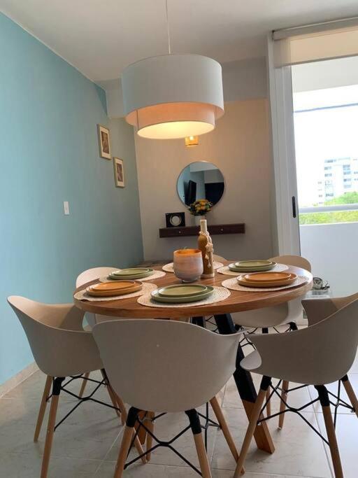 Apartamento Exclusivo Piscina, Jaccuzi, Céntrico. *