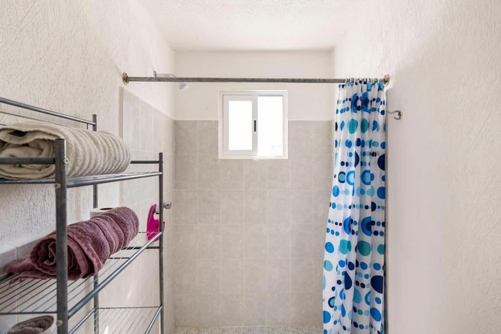 Micro Perfect For Backpackers, Couples, 3 Min Drive To Playa El Nino * Cancún