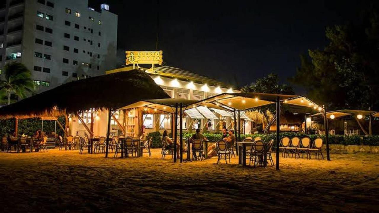 Beachfront Luxury Apartment Cancun