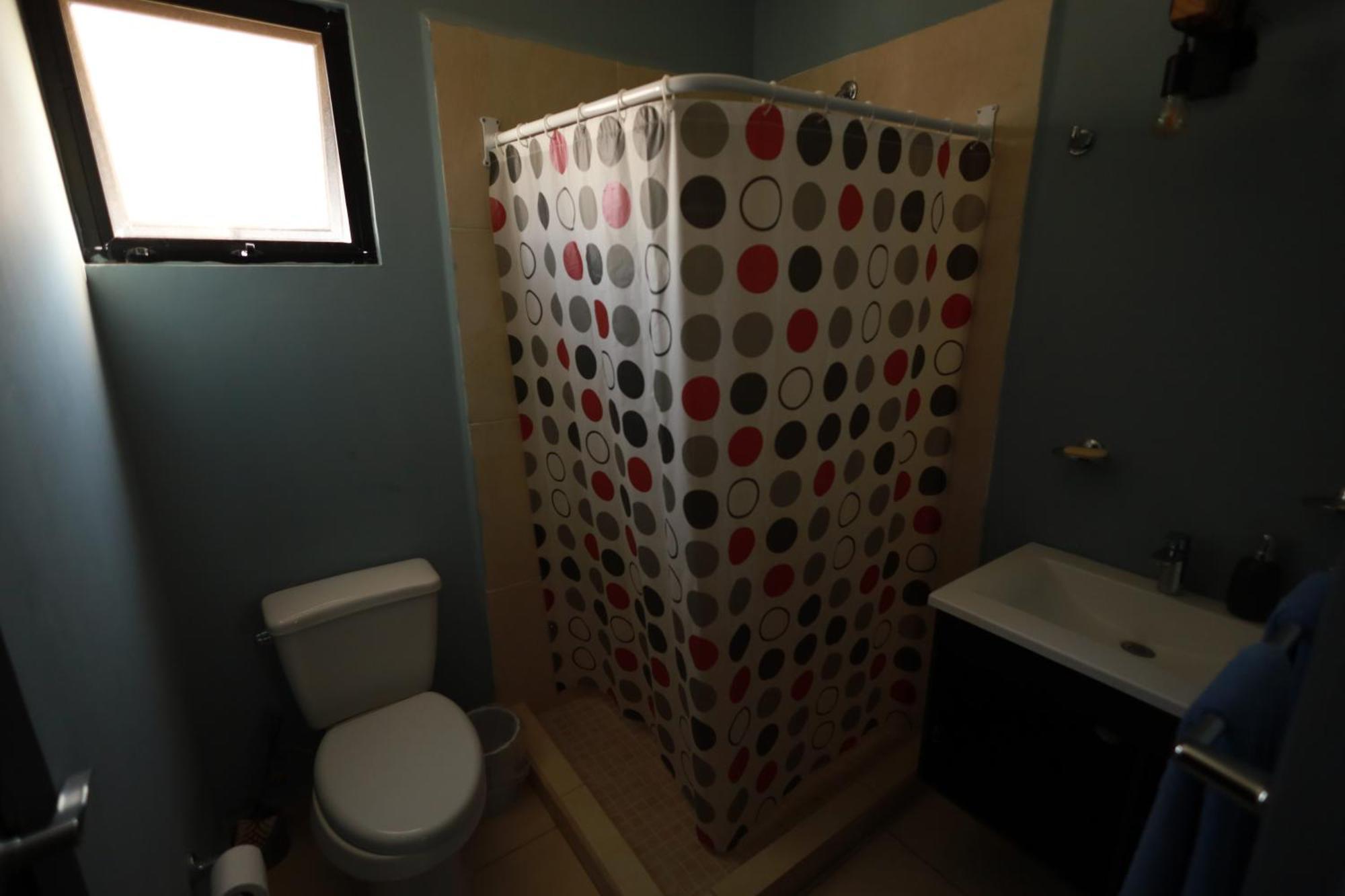 One Night A Shared Apartament - Airport Homestay *