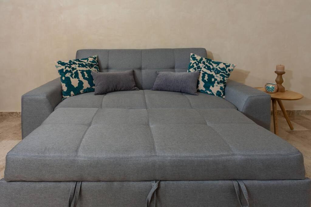Estudio Moderno En La Av Nader Apartment