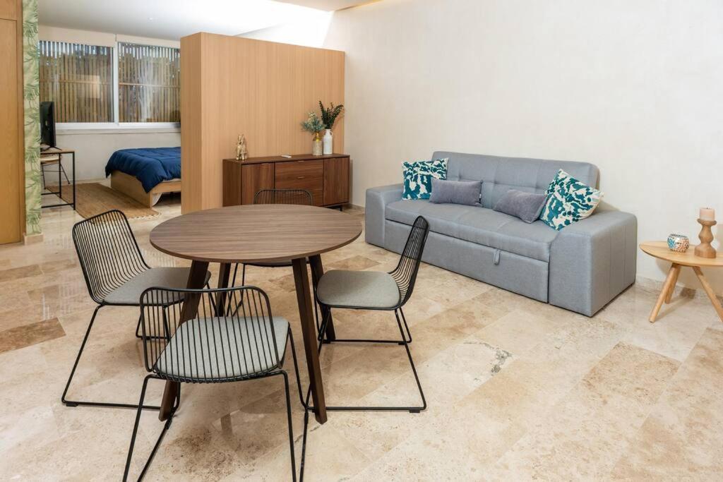 Estudio Moderno En La Av Nader Cancun