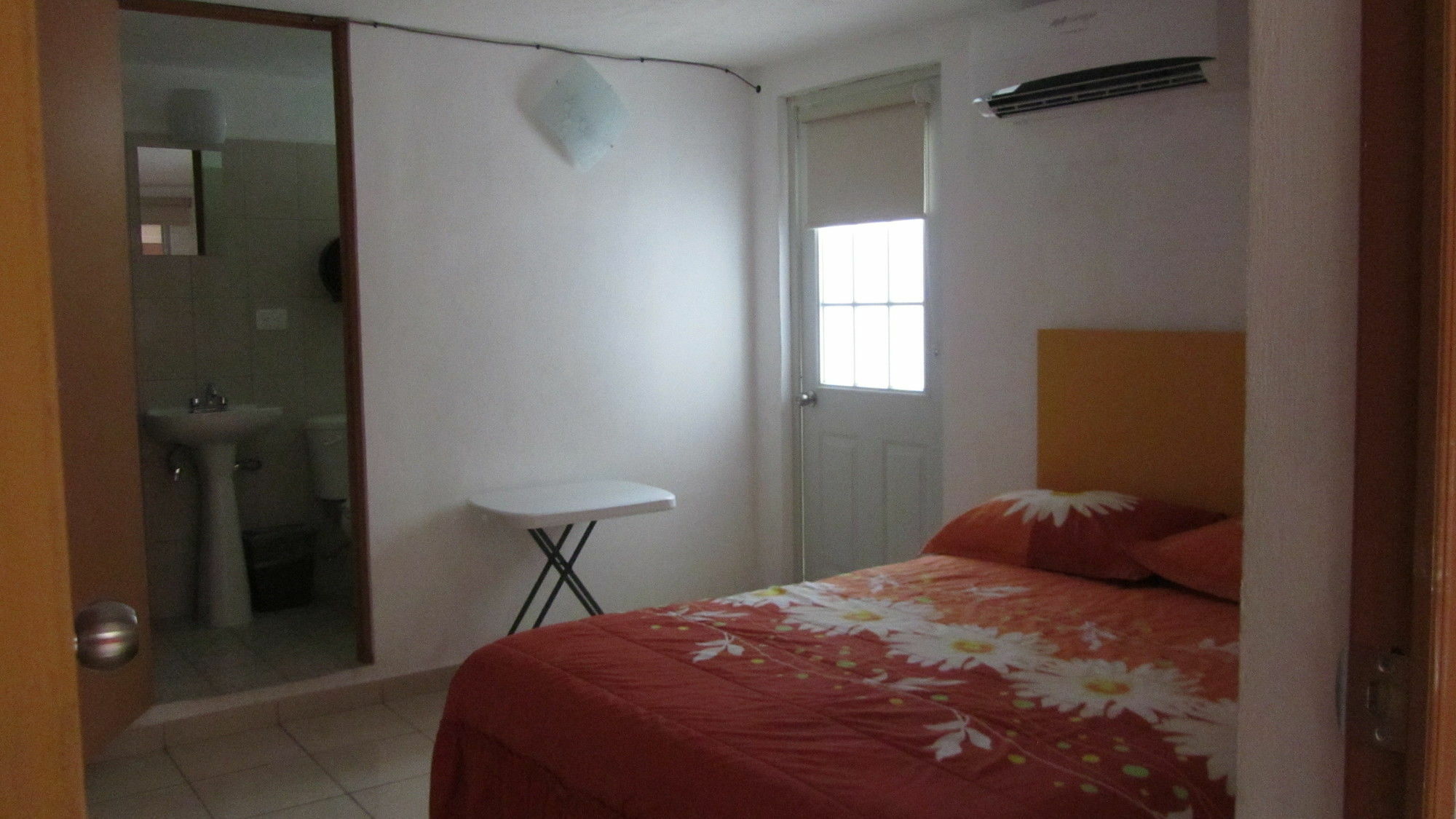 Casa Habitacional Laurel Pensión 2*