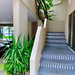 Oceanfront Condo Bm By Andiani Travel
